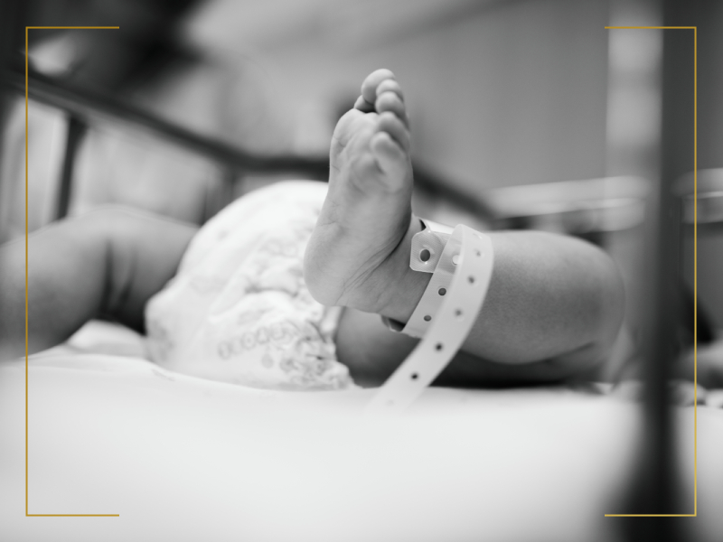 Syndrome du bébé secoué : reconnaître les signes, comprendre les recours et obtenir l’indemnisation